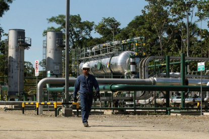 La caída de las precios del petróleo puede afectar en la operatividad de las empresas petroleras.