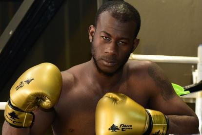 Roger Guerrero se suma a los retos por internet, en este caso, para hacer deporte.