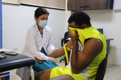 Los jugadores deberán ser sometidos a pruebas rápidas de COVID-19.