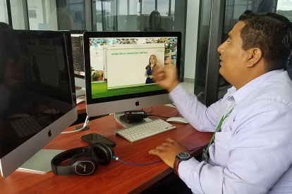 En la Unemi, la modalidad virtual incluye la producción de los contenidos digitales.