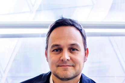 LONDRES. Nicolás de Pedro, académico del Institute for Statecraft de Londres, quien analiza cómo se pueden mover las fichas en el tablero internacional de la era COVID-19.