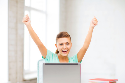 Cursar varias carreras a la vez es una de las grandes ventajas que tiene esta forma de estudio.