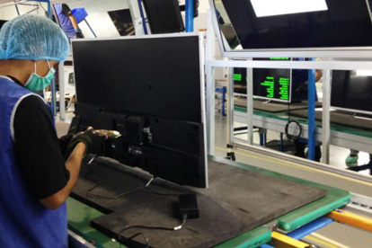 Las empresas han buscado ajustar su personal y horarios por la pandemia.