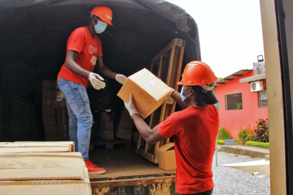 Labor. La gestión de la entrega ha sido realizada por el Banco de Alimentos Diakonía.