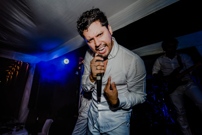 El artista guayaquileño es además de músico es fotógrafo.