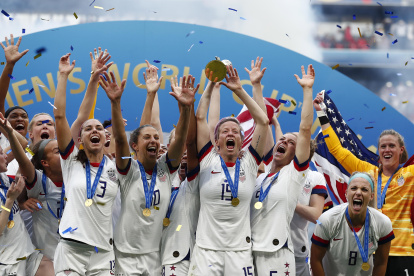 La selección femenina de Estados Unidos logró el título mundial el 2019 en Francia.