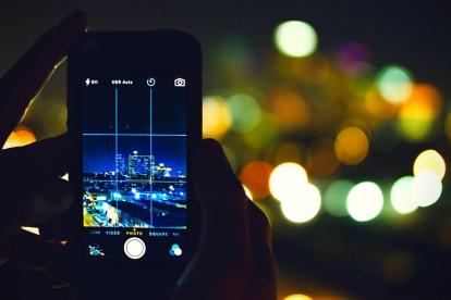El uso del celular puede ser un aliado contra el coronavirus. La app DeteCCovid es prueba de ello.