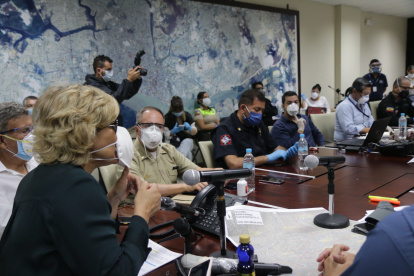 La alcaldesa Viteri en una de las reuniones del COE de Guayaquil. 



PERIODISTA : SARA ESPAÑA 



FECHA :20/04/2020 



Agencia (ag-extra)