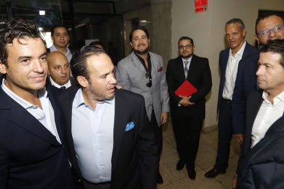 Pasado. Imágenes como estas donde las que los dirigentes del fútbol local compartían criterios difícilmente volverán a repetirse. No al menos por ahora, no con las mismas figuras.