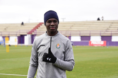 Stiven Plaza fue adquirido por el Real Valladolid. Fue la primera operación de Ronaldo como dueño del club