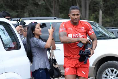 Antonio Valencia, jugador de Liga de Quito, se mostró en contra de la labor de Francisco Egas en la FEF. 





02 de julio  de 2019

KARINA DEFAS 

Agencia (ag-expreso ag-extra ag-quito)