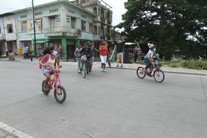 Existen voces en contra de que el cantón guayasense cambie de color.