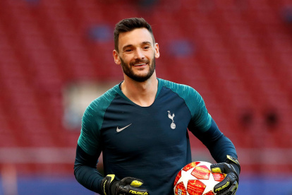 Hugo Lloris decidió pagar 18.000 dólares para tener un perro que le de seguridad personal.