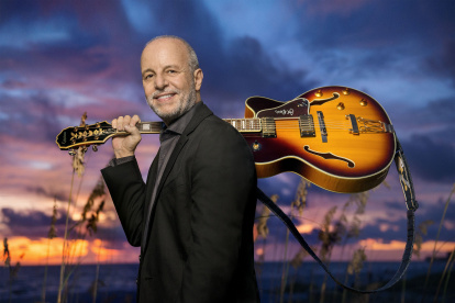 El chileno está satisfecho con su nuevo éxito, la bachata Como la luna llena vas.