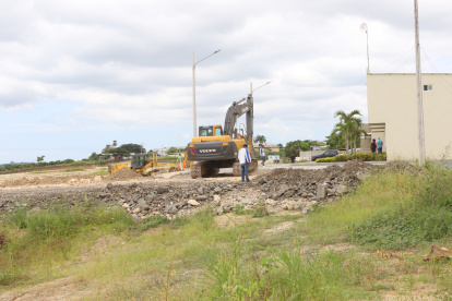 Chongón. Según la reforma a la ordenanza, la vía de ingreso al lugar será más ancha y además habrá proyectos que beneficien a la población. Para los consultados, allí es vital además crear un parque industrial.