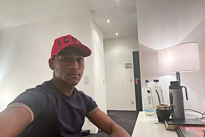 El volante ecuatoriano lleva desde el sábado pasado concentrado en un hotel en Alemania.