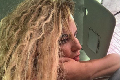 La exprsentadora de TC cremó el cuerpo de la gata cuyas cenizas se quedarán con ella.