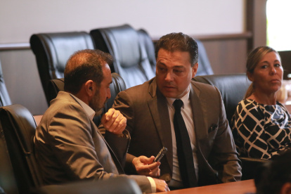 CONVERSATORIO DE LA LIGAPRO CON LA PARTICIPACIÓN DEL PRESIDENTE DE LA LIGA AB. MIGUEL ANGEL LOOR. EL PRESIDENTE DEL EMELEC NASHIB NEME Y EL PRESIDENTE DEL BARCELONA CARLOS ALFARO MORENO EN EL CENTRO DE CONVENCIONES DE LA UESS SAMBORONDON

REDACTOR/A :  MODESTO GARCÍA

00/00/2020



CARLOS YAGUAL RODRÍGUEZ

Agencia (ag-expreso)