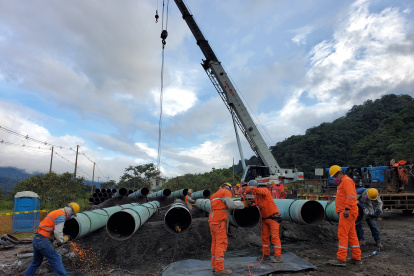 OCP Ecuador trabaja en la variante de sus ductos para prevenir nuevos daños por deslizamientos.