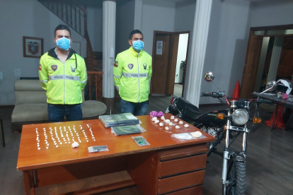 En Cuenca se trataba de distribuir droga en una moto. Hubo un allanamiento en un centro de acopio.