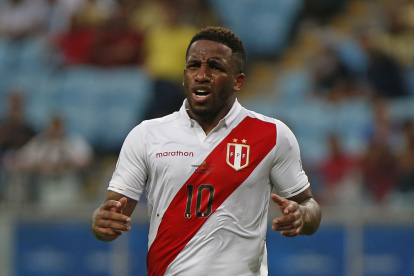 Jefferson Farfán, atacante peruano que milita en el balompié ruso, tiene coronavirus