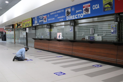 Actividad. En el establecimiento se aplican medidas para que los usuarios respeten la distancia.