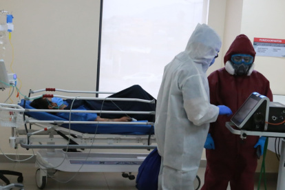 La demanda de camas hospitalarias crece en la capital.