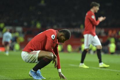 El equipo inglés no solo que no pasaba por su mejor momento futbolístico antes de la emergencia, sino que ahora se le suma el descalabro financiero.