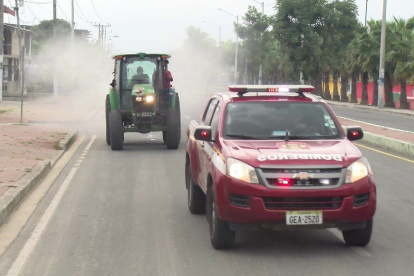 Fumigaciones. Estas continuarán en el cantón, como medida de desinfección y preventiva de propagación del virus