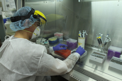 El Laboratorio de Biomedicina de la Espol también realiza pruebas de diagnóstico del nuevo coronavirus.