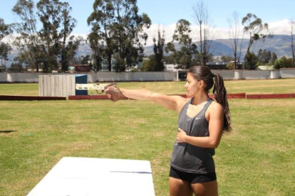 La pentatlonista ecuatoriana está clasificada a los Juegos Olímpicos desde el año pasado, cuando consiguió la marca en los Juegos Panamericanos de Lima.