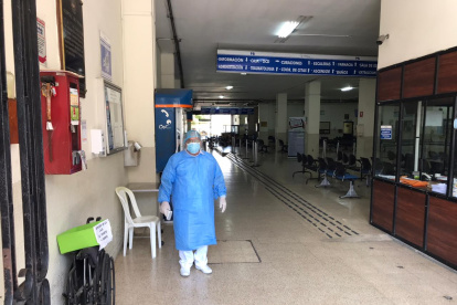 El protocolo de seguridad se cumple en el área de consulta externa del Vernaza.