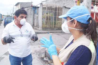 La subsecretaria, María Verónica Alcívar, inspeccionó los puertos.