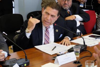 Muñetón es empresario, presidente de la Federación Nacional de Cámaras de Turismo del Ecuador y presidente de la Cámara de Turismo del Guayas.