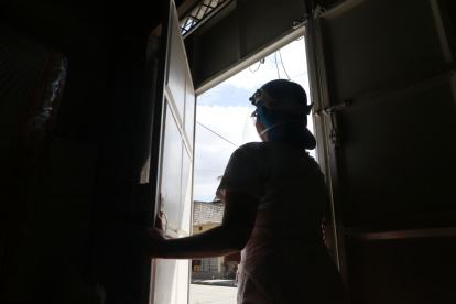 Una de las enfermeras que accedió a relatar las escenas vividas durante la emergencia.