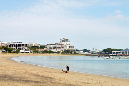 Así lucen las playas de Salinas en medio de la emergencia sanitaria.
