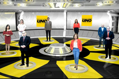 El equipo de "Noticiero confiable".