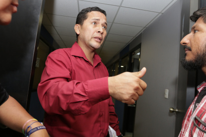 El presidente de la Asociación de Árbitros del Ecuador, Luis Muentes, lamentó la muerte de Rosa Canales.





FEBRERO  del 2018, MARIUXI CACERES, Guayaquil-Ecuador

Agencia (ag-expreso)