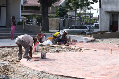 Hecho. Las obras en los alrededor de la iglesia María Madre del Amor Hermoso iniciaron el año pasado.