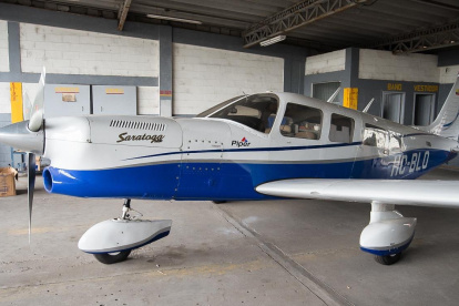 Las autoridades añadieron que en el lugar del accidente se encontró la nave con la numeración de matricula AO-BCQ, siendo la original HC-BLO.