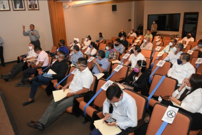 En la sesión de Consejo más reciente, varios alcaldes, entre ellos algunos socialcristianos, manifestaron su apoyo al prefecto Morales. Ahora piden su destitución.