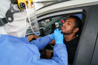 Los jugadores de la plantilla principal del Delfín se realizaron entre lunes y martes las pruebas de hisopado. AHora esperan solo los resultados