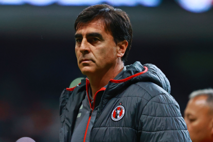 Gustavo Quinteros deja el fútbol mexicano y suena para Colo Colo