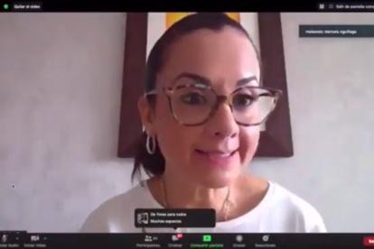 Aguiñaga. La legisladora correísta tiembla de la dicha vía Zoom.