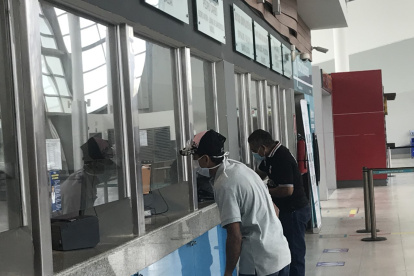 Las terminales terrestres abrir sus taquillas a este tipo de transporte cuando sean autorizadas por el COE local.