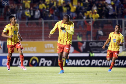 El goleador histórico de Papá inició la semana con los rayados.