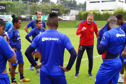 Olmedo tendrá que buscar un nuevo entrenador que se ajuste a su crisis económica