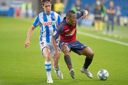 Pervis Estupiñan, marcapunta tricolor del Osasuna, destaca por su juego de marca y proyección ofensiva.