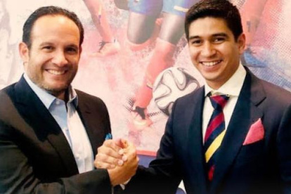 La unión quedó en el pasado. Hoy Francisco Egas (i) y Jaime Estrada luchan por el control de la Federación Ecuatoriana de Fútbol.