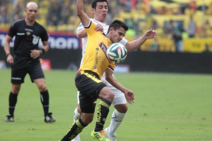 Luis Saritama no logró destacar en Barcelona, pese al nivel que siempre mostró en otros equipos.